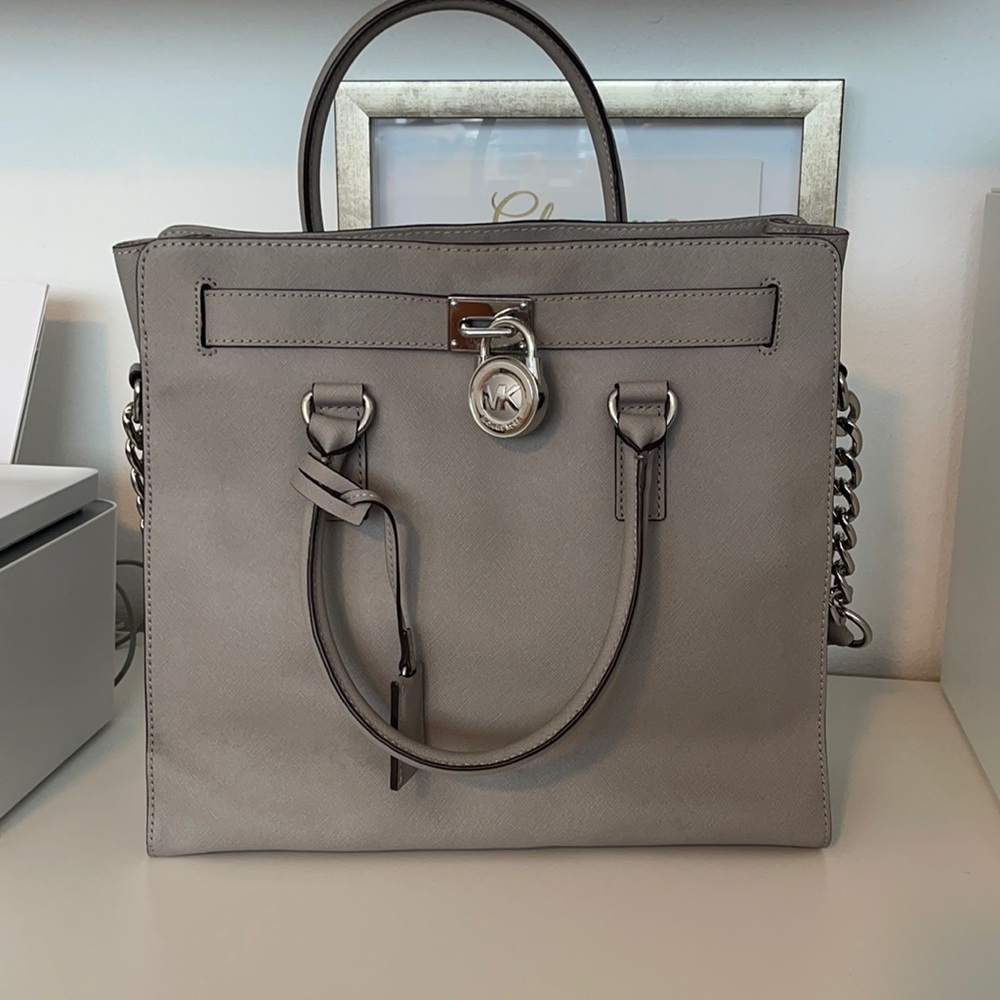 MK PURSE